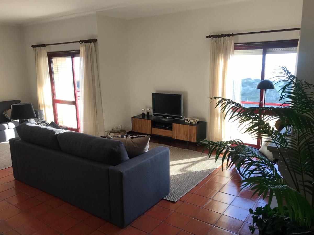 Beachfront Apartment With Swimming Pool Mindelo Extérieur photo